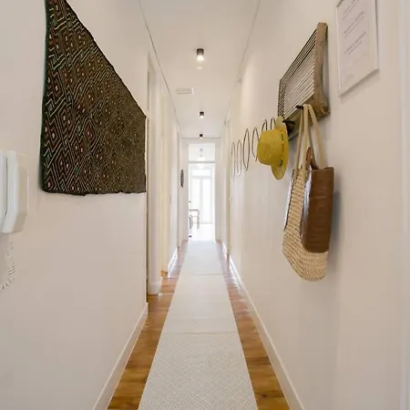 Principe Real Beautiful View 3 Bedrooms Flat! *