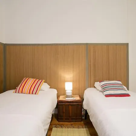 Principe Real Beautiful View 3 Bedrooms Flat! 아파트 리스본