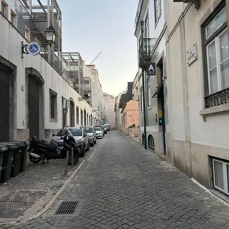 Principe Real Beautiful View 3 Bedrooms Flat! *