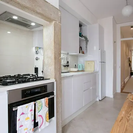 Principe Real Beautiful View 3 Bedrooms Flat! *