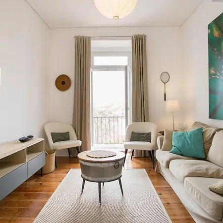 Principe Real Beautiful View 3 Bedrooms Flat! *