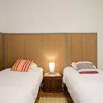 Principe Real Beautiful View 3 Bedrooms Flat! Apartament Lizbona